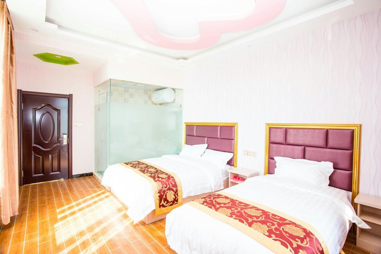 哈尔滨机场东方红运宾馆 Hotell Exteriör bild