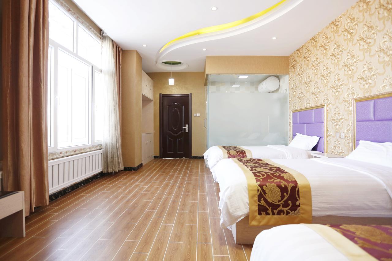 哈尔滨机场东方红运宾馆 Hotell Exteriör bild